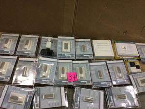 Universal 3-Speed Ceiling Fan Control (customer return) (see pictures)&nbsp