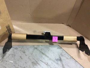 Class 2 Trailer Hitch, 1-14 Receiver, Select Volkswagen Tiguan, Towing Draw Bar by CURT (customer return) (see pictures)&nbsp