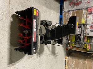 Legend Force 24 in. Two-Stage Gas Snow Blower with Electric Start  customer Return see pictures