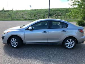 2011 Mazda Mazda3 i Touring - 2 OWNER - Illinois car