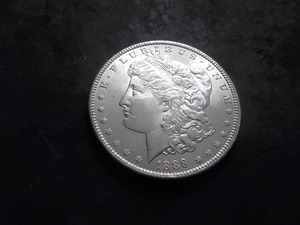 lot 25 image: 1889 Morgan Silver Dollar