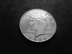 lot 67 image: 1934 Silver Peace Dollar