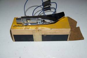 1963-64 Cadillac Fender Turn Signal Indicator - NOS