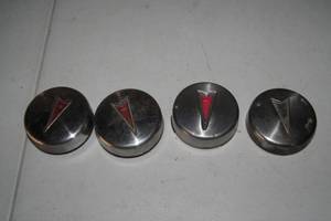 1973-79 Pontiac Rally II Center Caps