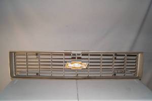 1973-74 Chevy Cheyenne Truck Grille