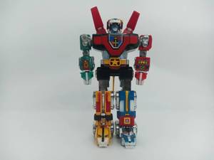 lot 04 image: Vintage 1981 - 11in Tall Die-cast Voltron GB-36 Japan All 5 Lions functional