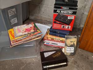 lot 137 image: Vintage Ambico AV Maestro, Cookbooks, Comics, Dominoes, Novels