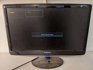 lot 102 image: Samsung SyncMaster Business Monitor -- WORKS