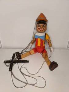 lot 104 image: Vintage Hand-Crafted Wooden Pinocchio Marionette Doll