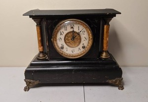 lot 41 image: Antique Seth Thomas Mantel Clock