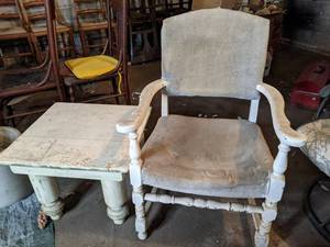 lot 141 image: Vintage White Wood Chair and Table