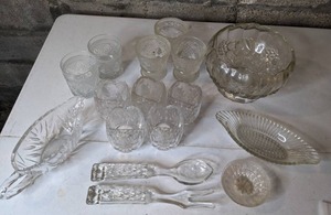 lot 155 image: Lot of Heavy Crystal Servingware
