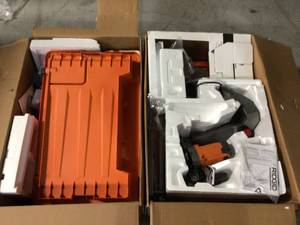 Lot of 2 Ridgid 9 Amp Corded 7 in. Wet Tile Saws with Stand (customer returns) (see all pictures)