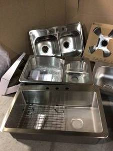 Lot of 7 Kitchen sinks (different sizes) (may have dents) (see all pictures)