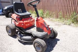 Troybuilt riding lawnmower