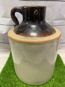 lot 25 image: Vintage Stoneware Crock 10 Tall