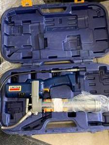 lot 44 image: Lincoln Model 1200 Power Luber Cordless Grease Gun Untested
