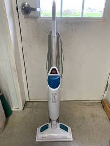 lot 52 image: Bissell Power Fresh Steam Mop