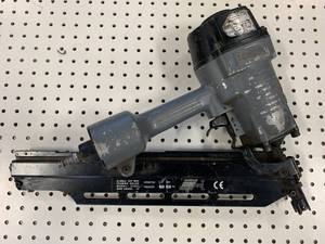 lot 76 image: 28 Inch Angle Framing Nailer