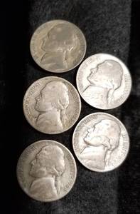 GROUP OF 5 US WWII WARTIME SILVER NICKELS