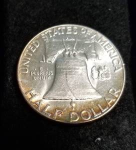 1948 FRANKLIN HALF DOLLAR BU-UNC NICE TONING