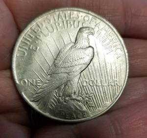 1922 PEACE SILVER DOLLAR