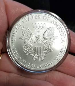 2008 AMERICAN SILVER EAGLE 1 TROY OZ. .999 FINE SILVER IN AIRTITE