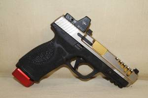 lot 1 image: Custom Smith & Wesson M&P 9mm Pistol - Trijicon Optic
