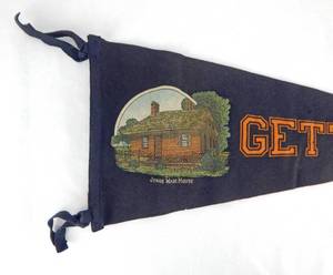 lot 4 image: Antique 1913 Jennie Wade House Gettysburg Pennant
