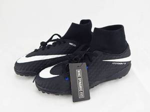 lot 35 image: Nike Youth Junior Phantom 3 Academy Hypervenom Turf Shoes