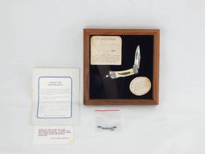 lot 80 image: Vintage Spouting Whale Inc. Limited Edition Sperm Whale Scrimshaw Wooly Mammoth Tusk Folding Knife