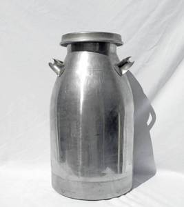 lot 98 image: Vintage Firestone Steel Products Company 20 Quart Stainless Steel Mil Can With Lid