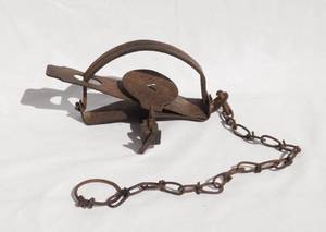 lot 106 image: Antique Steel Animal Trap