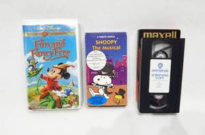 lot 184 image: Lot of Disney and Peanuts VHS Tapes - Some Promotional Copies