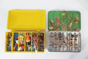 lot 122 image: Vintage Perrine Aluminum Pocket Fly Box and Northland Fishing Tackle Box With Fly Lures