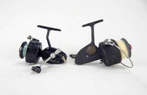 lot 140 image: Set of 2 Fishing Reels - For Repair or Parts