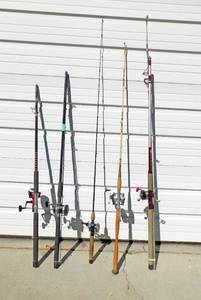 lot 112 image: Lot of Fishing Poles Rod and Reels