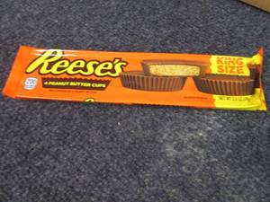 12 King Size Reeses ...
