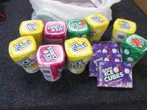 Ice Breakers Ice Cubes Gum...