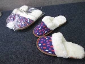 2 pair Ladies Size Small(5-6) Joyfu...