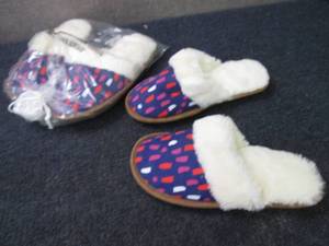2 pair Ladies Size Small(5-6) Joyfu...