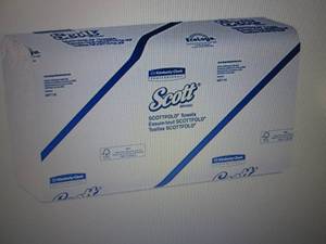 Scott 01980 SCOTTFOLD Paper Towels,...