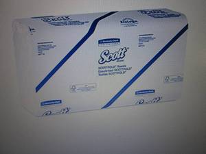 Scott 01980 SCOTTFOLD Paper Towels,...