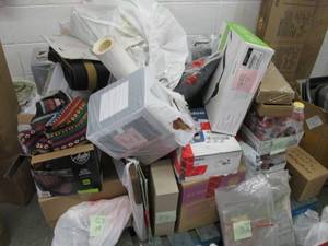 Pallet of UnclaimedUnsold Items...