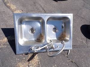 Kitchen Sink and Faucet