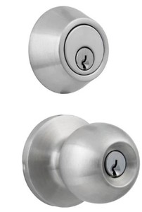lot 796 image: Universal Hardware Standard Duty Commercial Satin Chrome Keyed Entry Knob with Single Cylinder Deadbolt Combo UH40054