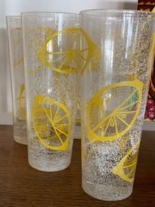 Fun Vintage Tumblers and a Trivet
