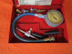 lot 31 image: Matco Tools Fuel Injection Pressure Tester