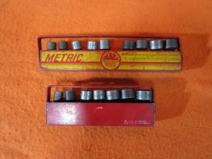 lot 38 image: Mac Tools 38 Std & Metric Wobble Sockets