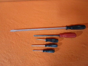 lot 40 image: Snap-On Screwdrivers
